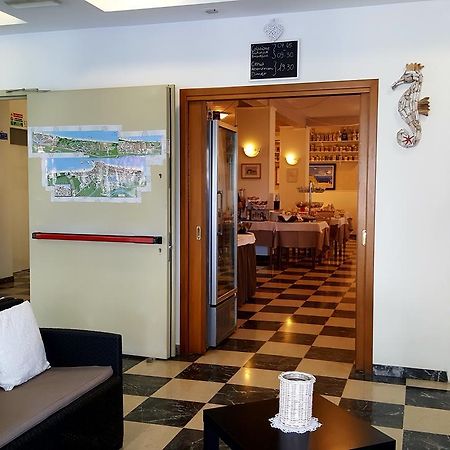Hotel Marietta Caorle Exterior photo