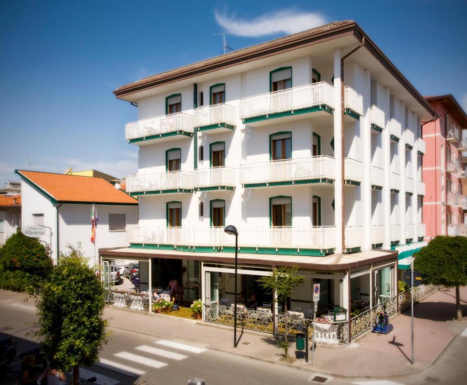 Hotel Marietta Caorle Exterior photo